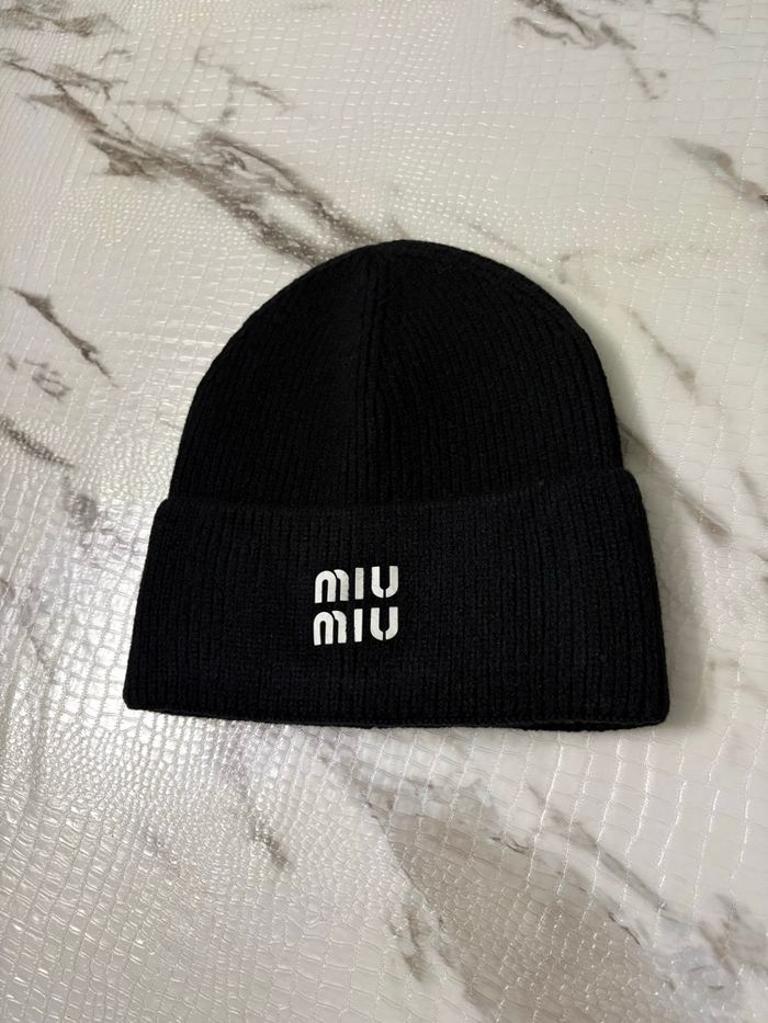 Bonnet Miu Miu noir - photo numéro 2