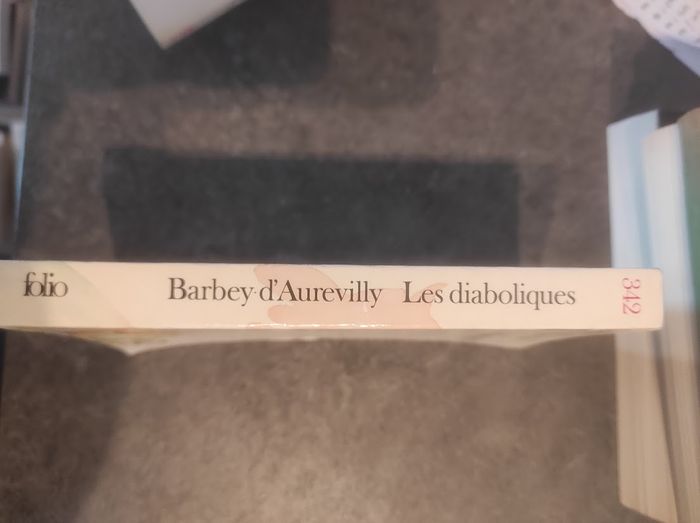 Les diaboliques - Jules Barbey d'Aurevilly - Folio 1987 - photo numéro 2