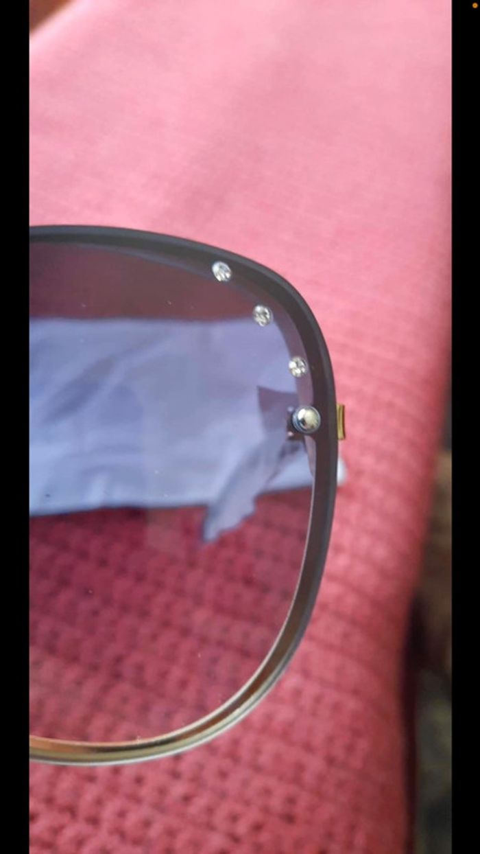 Lunette de soleil femme - photo numéro 2