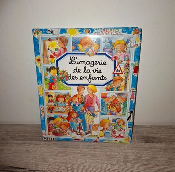 Livre l’imagerie de la vie des enfants