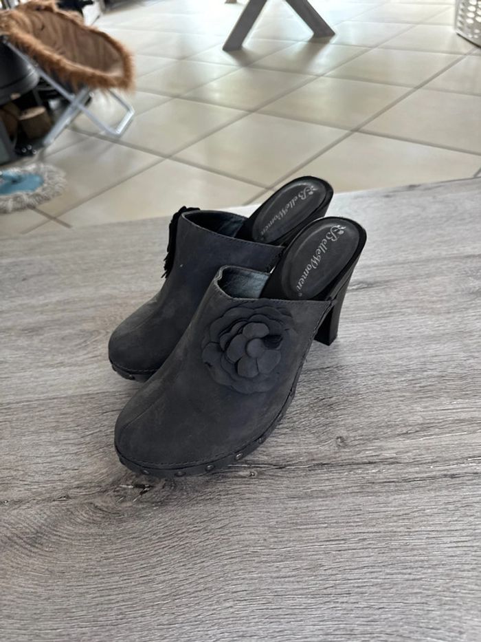 Chaussures femme 38 - photo numéro 2