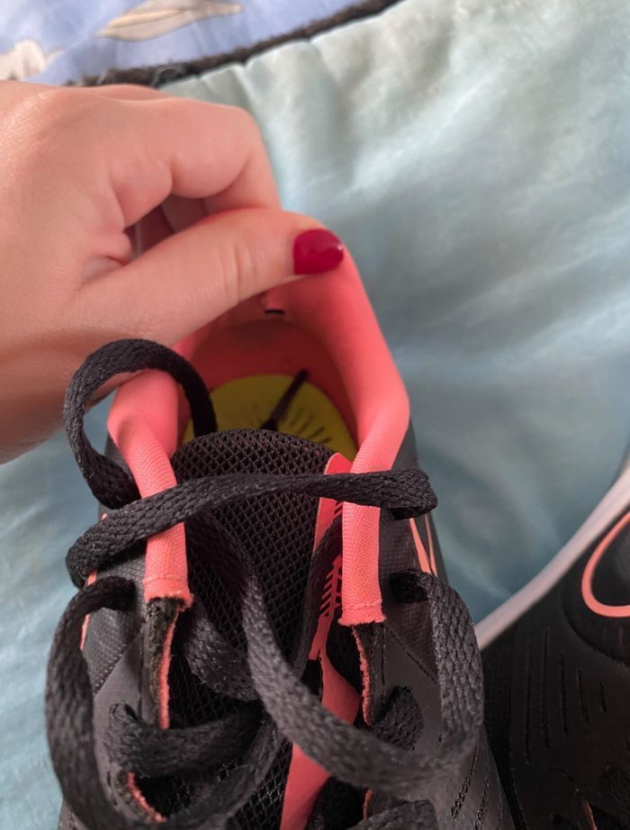 Nike noire, rose et blanche, taille 36 - photo numéro 6