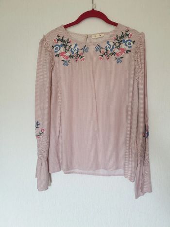 Blouse rayée rose et blanc fleurs brodées Jennyfer S