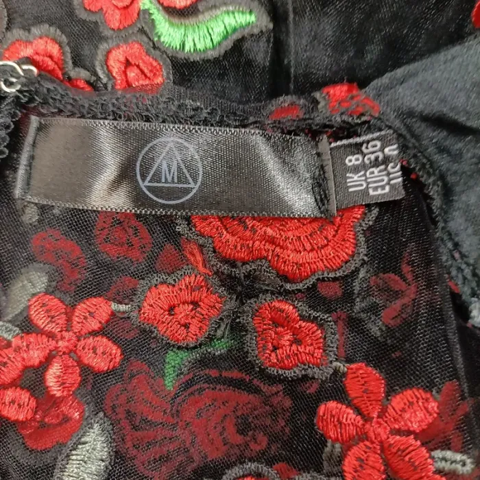 Combi-short combishort brodée décoletté transparente avec des roses - Missguided - Taille 36 A1215 - photo numéro 6