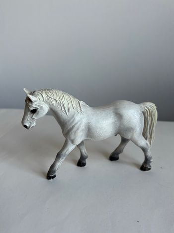 Cheval Schleich