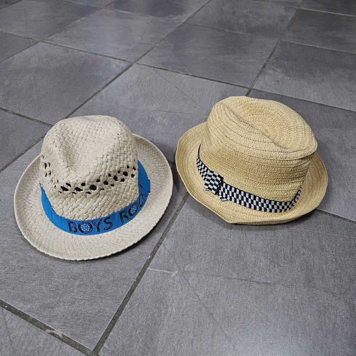 Lot 2 chapeaux