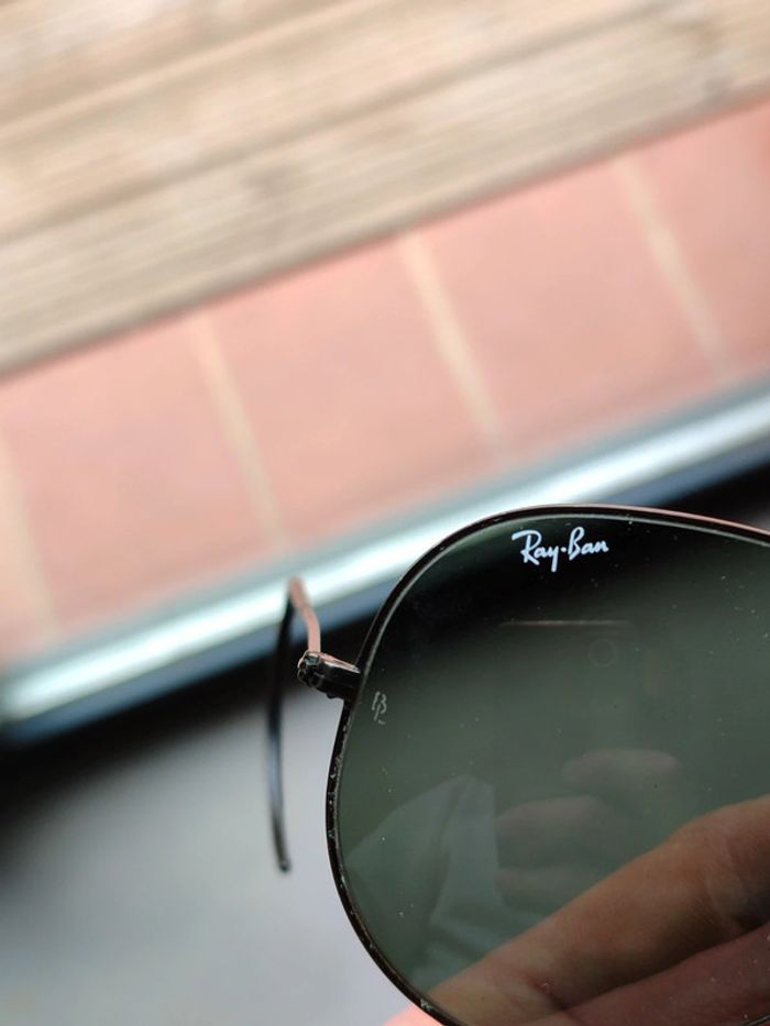 Lunettes de soleil Ray Ban aviator avec branches crochet fabriquées par B et L dans les années 80 - photo numéro 6
