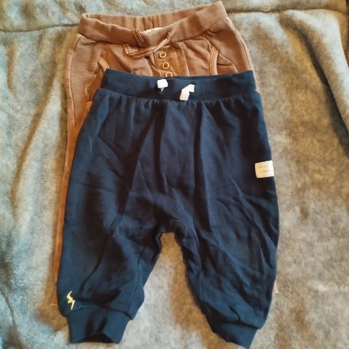 Lot de 2 pantalons 18 mois