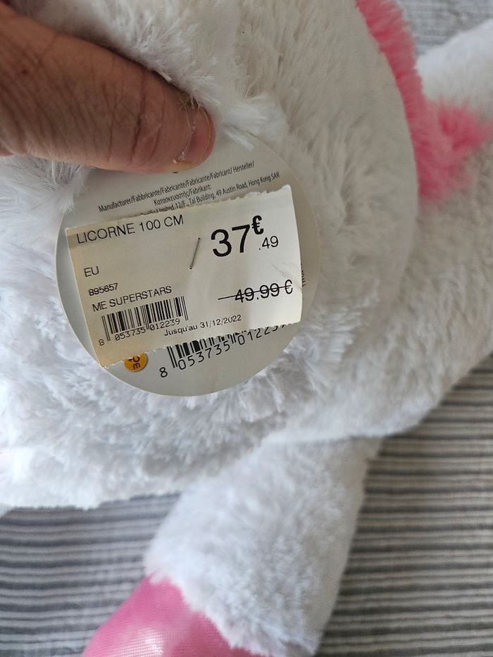 Énorme licorne en peluche - photo numéro 6