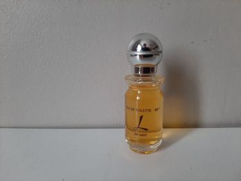Miniature de parfum.  L de Lubin