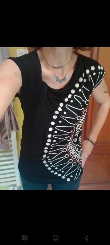 T-shirt femme noir Desigual