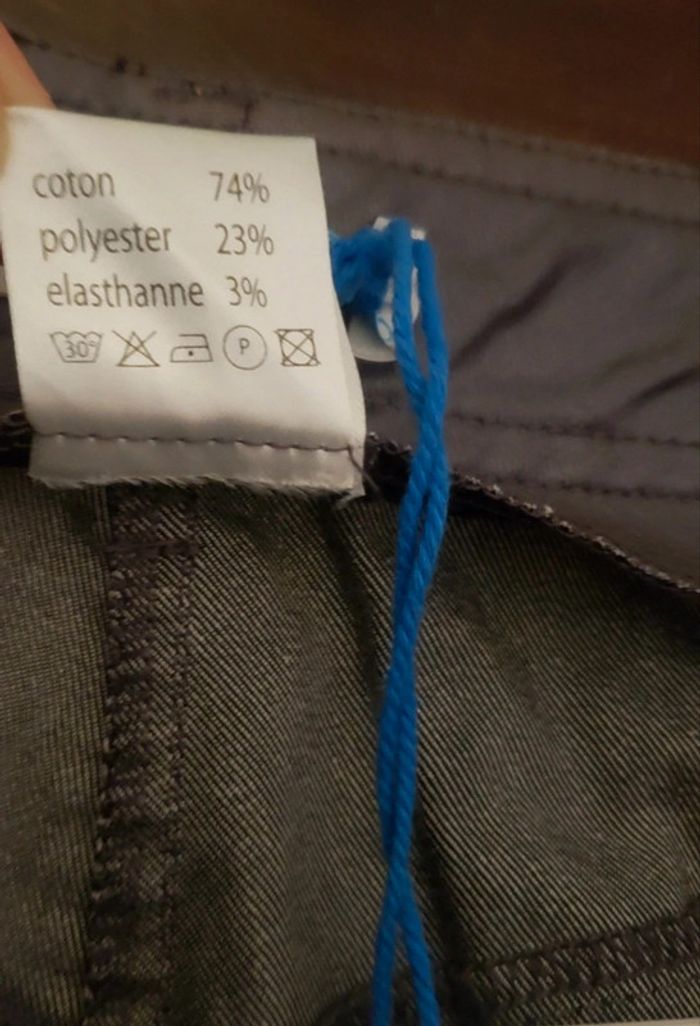 Pantalon Quattro taille 48 Neuf - photo numéro 4