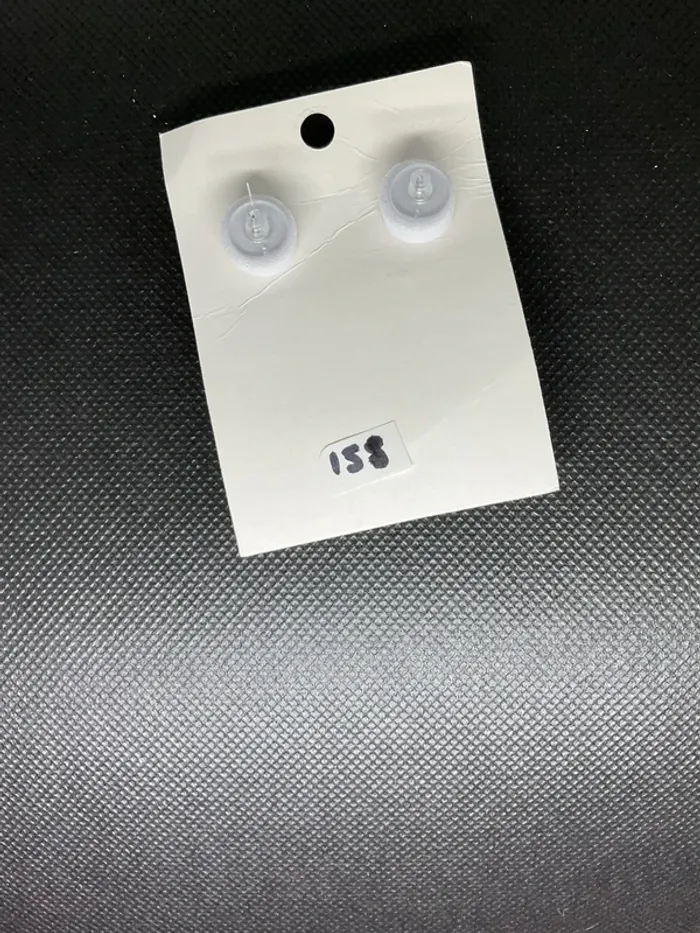 Boucles d’oreilles n°158 neuve - photo numéro 2