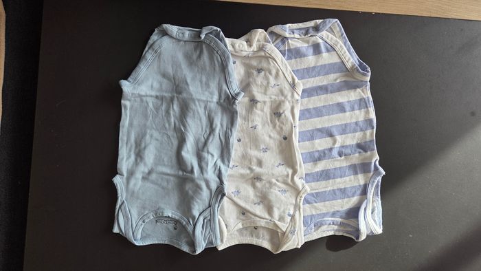 Bodies manches courtes 3mois