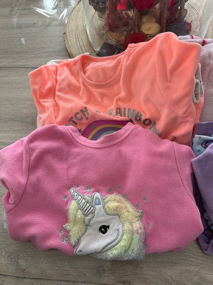 Lot pyjamas 5/6 ans - photo numéro 2