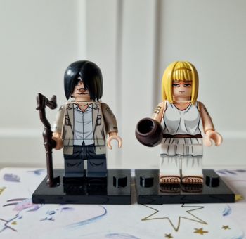 Minifigure L'attaque des Titans  - Eren et Ymir