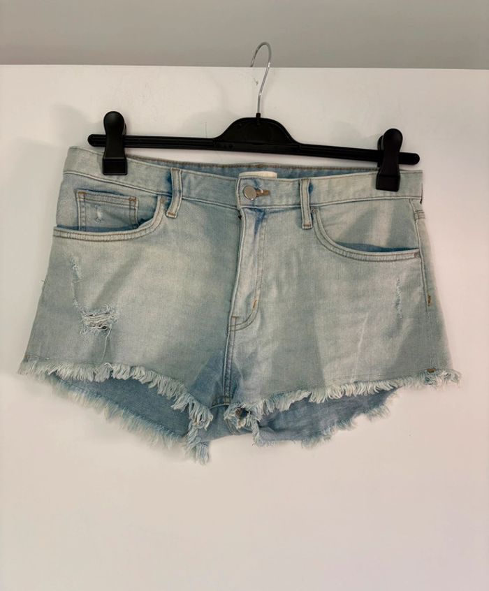 Short en jean bleu clair taille mi-haute H&M 40 - photo numéro 3