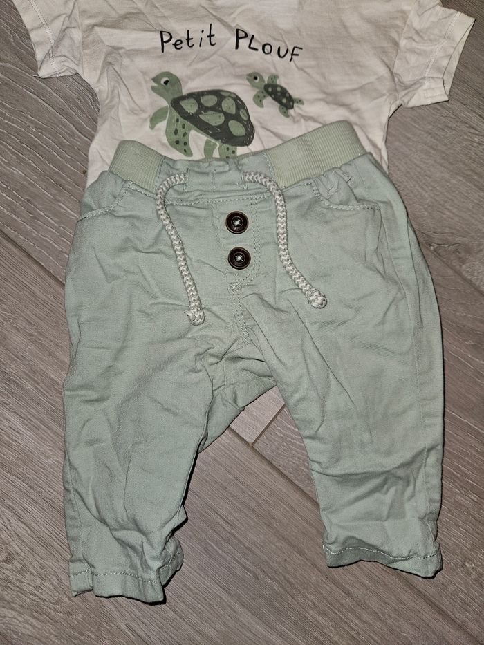 Ensemble pantalon et t-shirt 3 mois - photo numéro 3