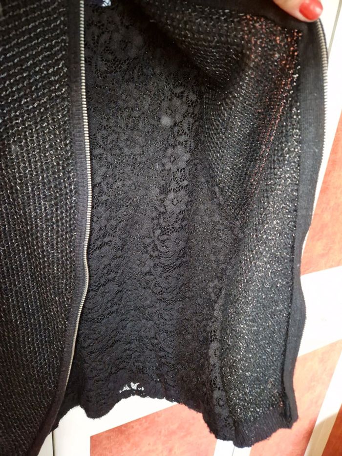 Pull ouvert dos - photo numéro 12