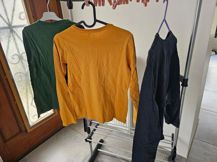 2 tee shirt manche longue  garçon 12 ans - photo numéro 7