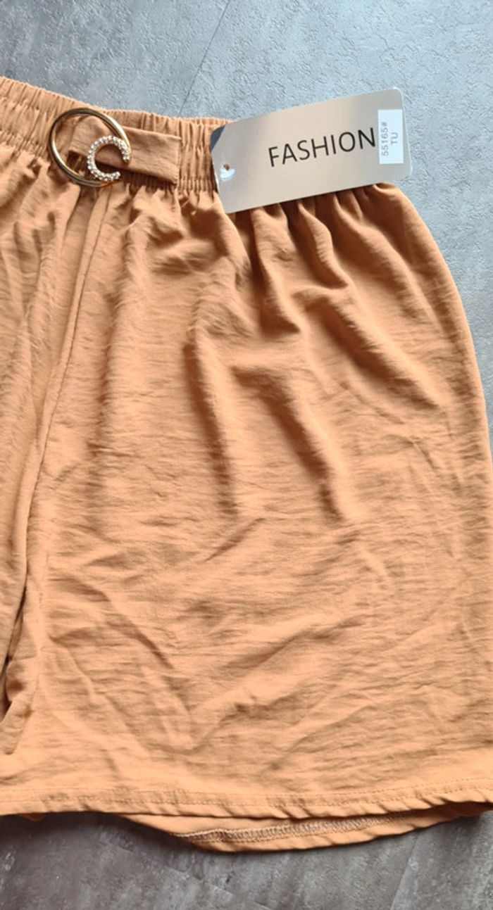 Short fluide - photo numéro 2