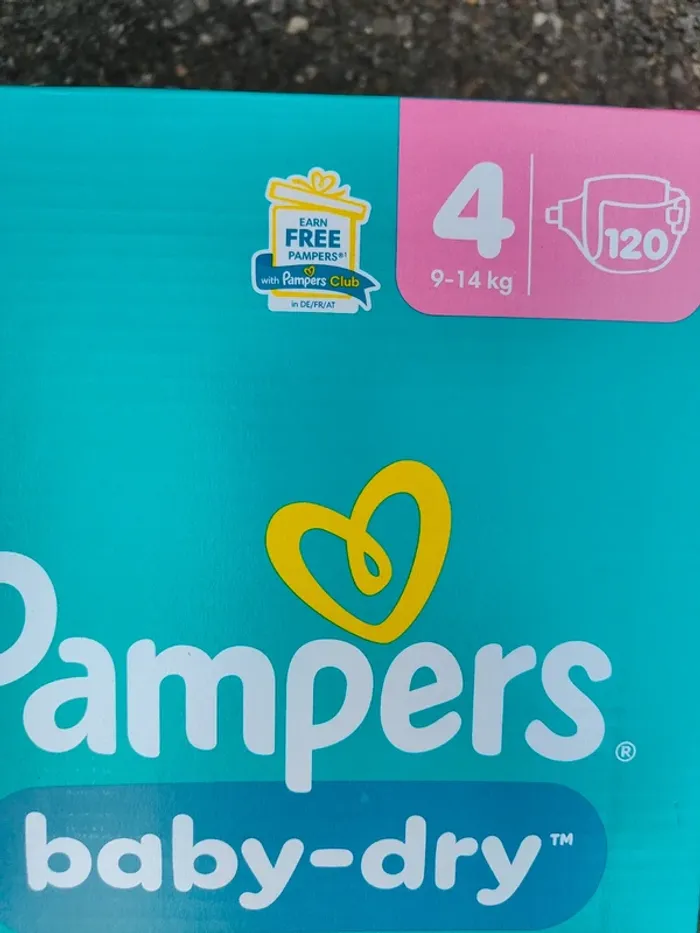 Carton pack XXL couches Pampers taille 4 - photo numéro 3