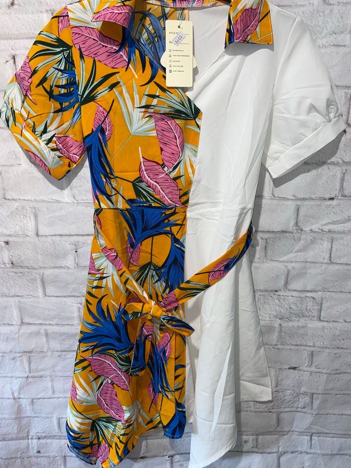 Robe tropicale 14 ans