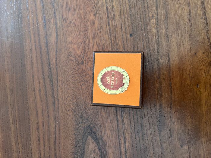 Anneau de carré Hermès doré