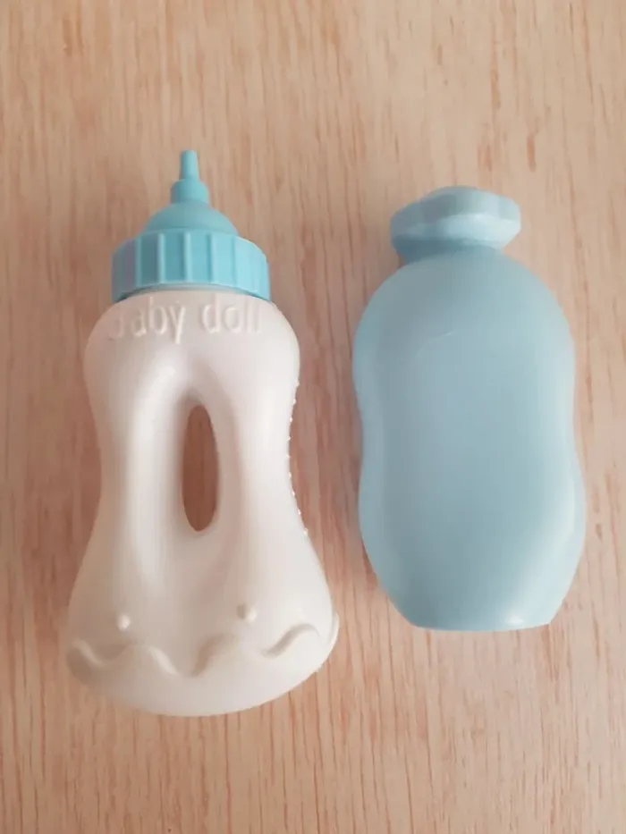 Sucette Corolle, pot Vertbaudet et accessoires pour poupée - photo numéro 11