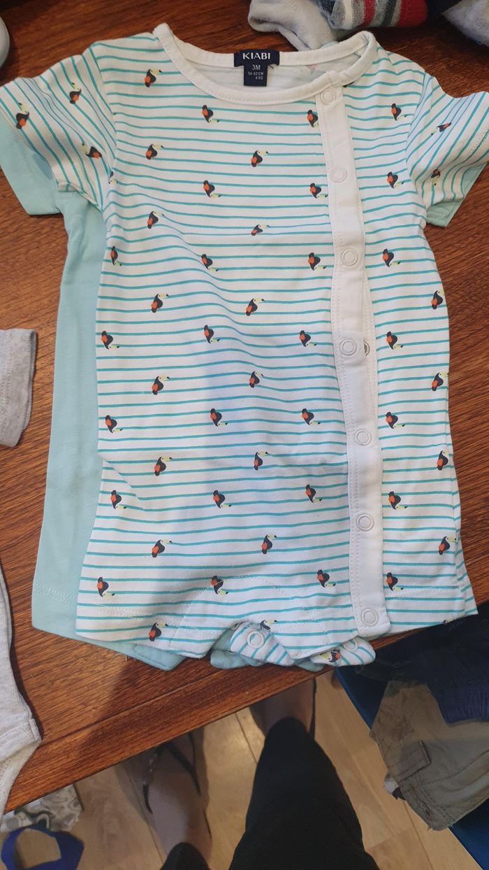 4 Barboteuses 3 mois - photo numéro 2