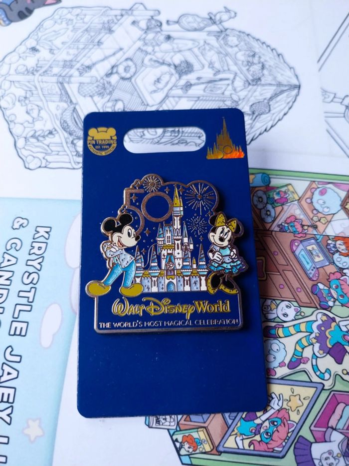 Pins Disney 50 ans anniversaire Walt disney world très rare