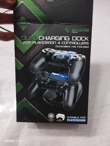 Chargeur manettes ps4