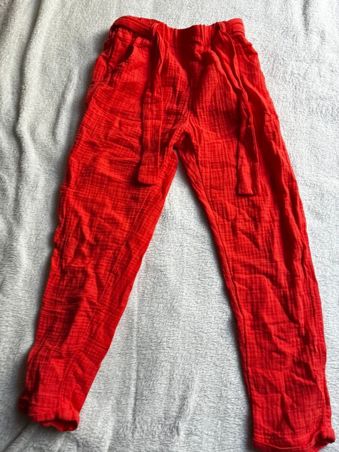 Pantalon rouge - photo numéro 3