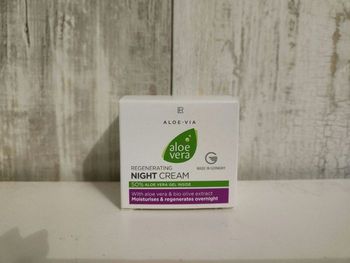 Crème de nuit neuve