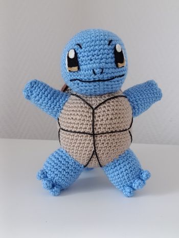 Magnifique Pokémon Carapuce fait main.