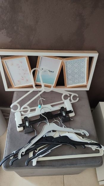 Lot ceintres enfants 0-8 ans