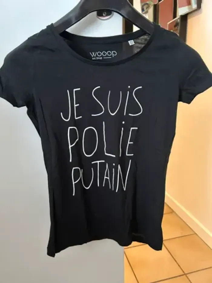 T-shirt message je suis polie.. taille XS