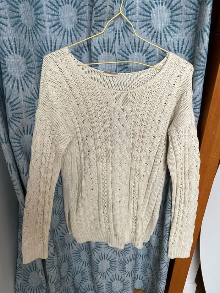 Pull torsadé beige