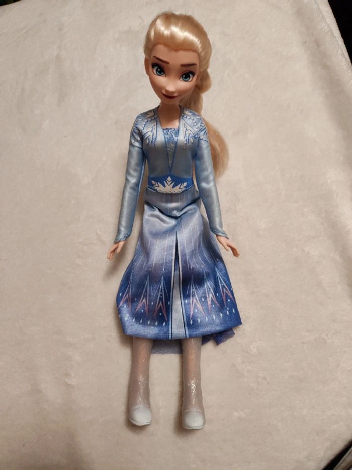 Poupée reine des neiges 2 Elsa