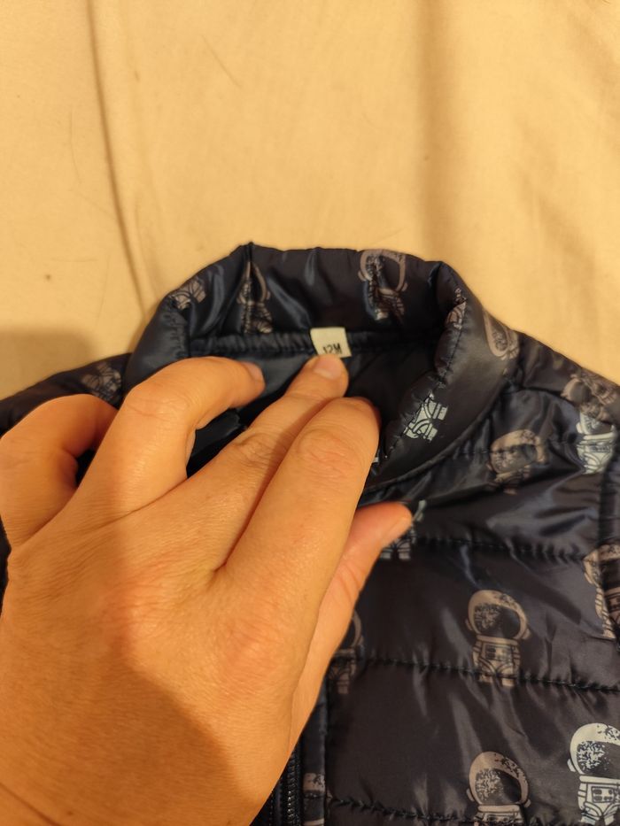 Vend doudoune sans manche 12moiss - photo numéro 2