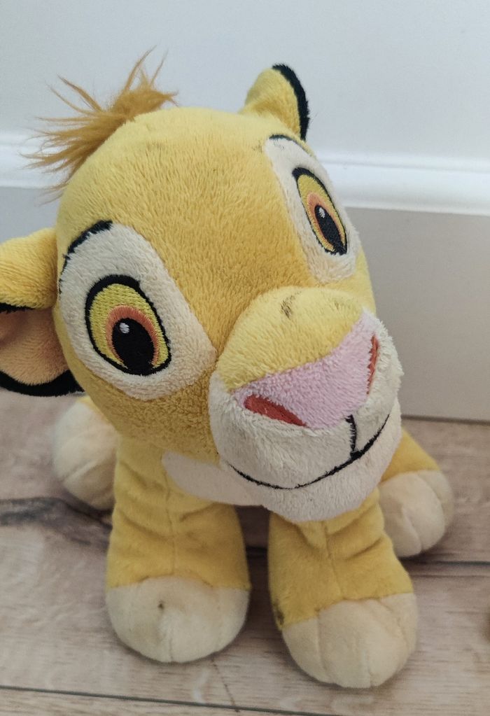 Peluche et jouet roi lion Disney - photo numéro 3