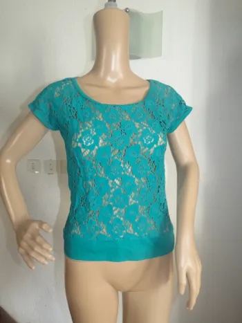 T-shirt taille S femme 