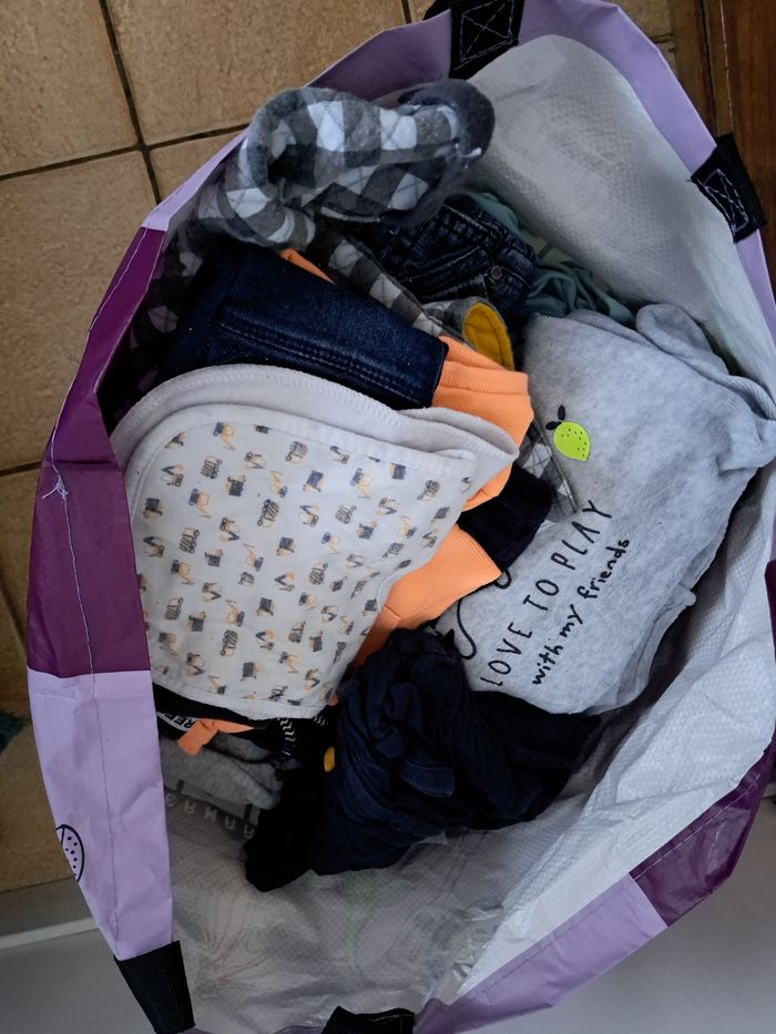 Gros lots de vêtements bébé garçon taille 9/12mois - photo numéro 5