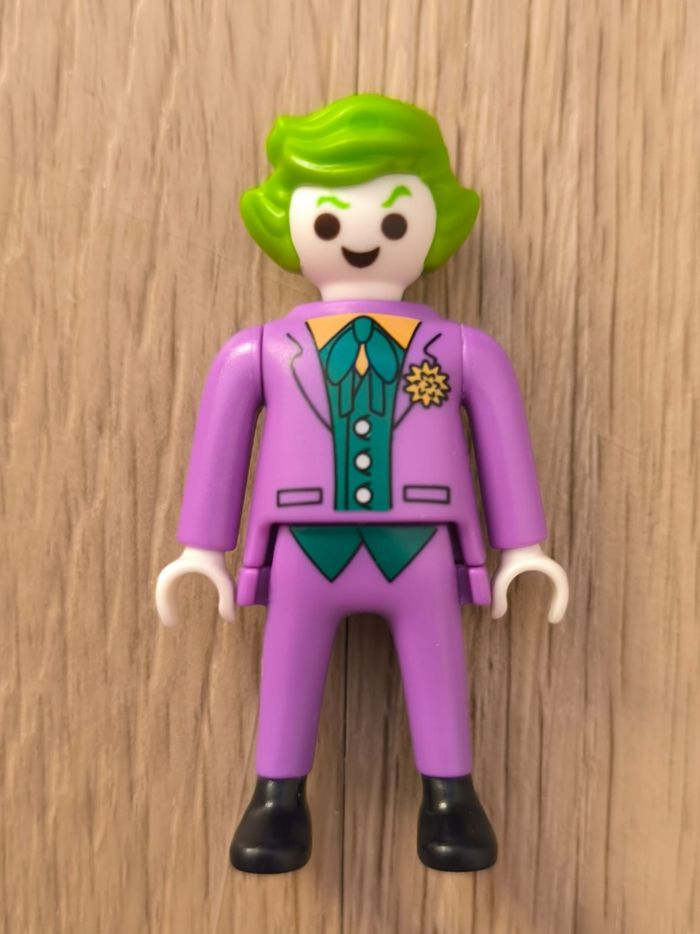 figurine playmobil joker kinder