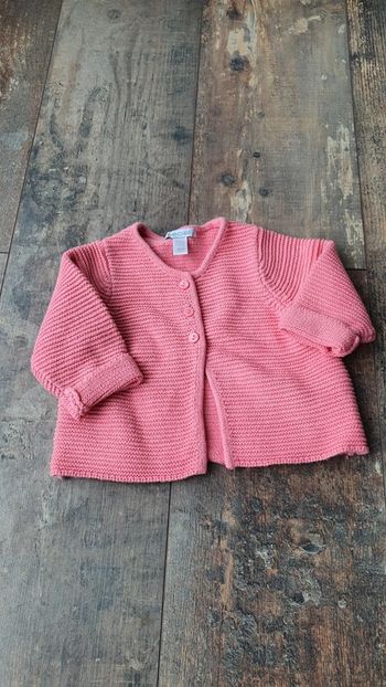 Gilet  obaibi 6 mois 68 cm en très bon état 👌