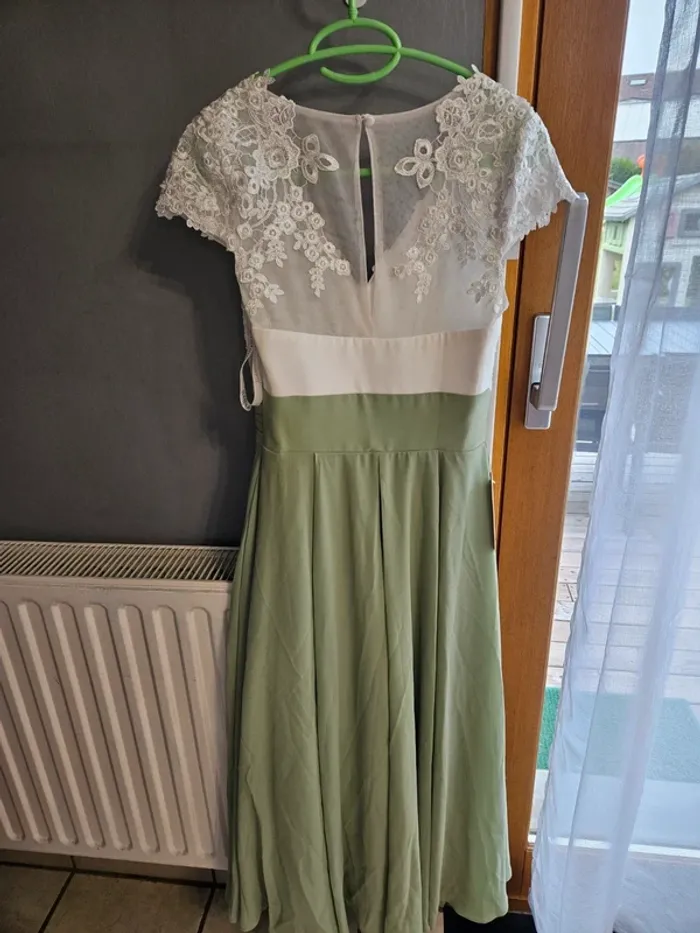 Robe cocktail neuve! - photo numéro 3