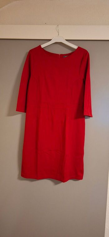 Robe rouge taille XL