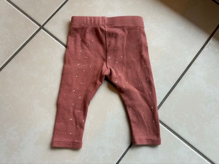 Lot 2 leggings Kiabi 6 mois - photo numéro 3