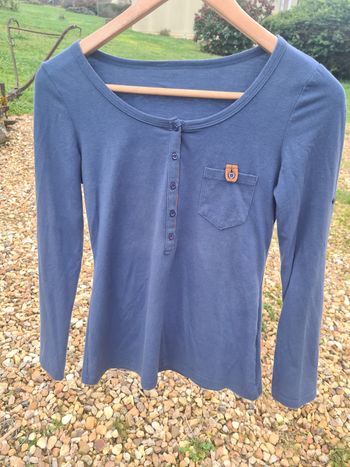 Blouse / tee-shirt manches longues T36