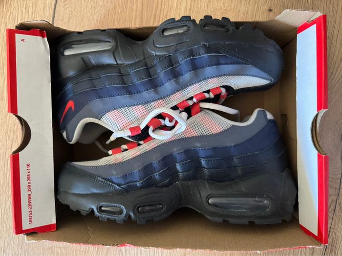 Baskets Nike air Max 95 pointure 39 comme neuves - photo numéro 20
